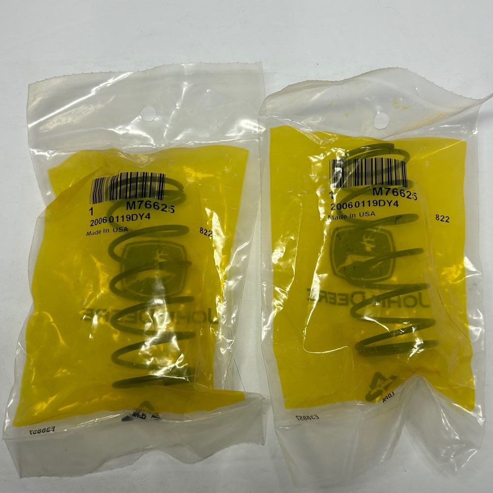 John Deere M76625 Compression Springs OEM Part Made in USA Lot Of 2 New